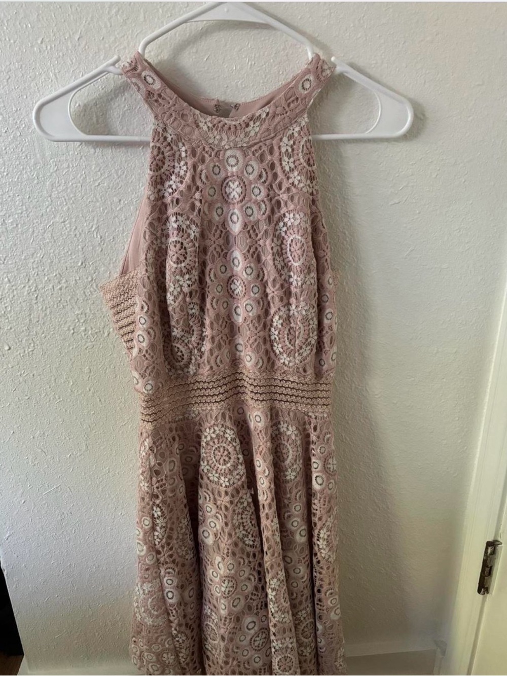 City Triangles Sleeveless Lace Maxi Dress in Dusty Rose